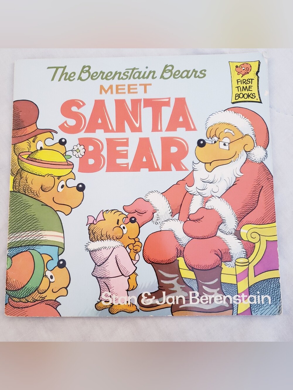 The Berenstain Bears Meet Santa Bear Holiday Book